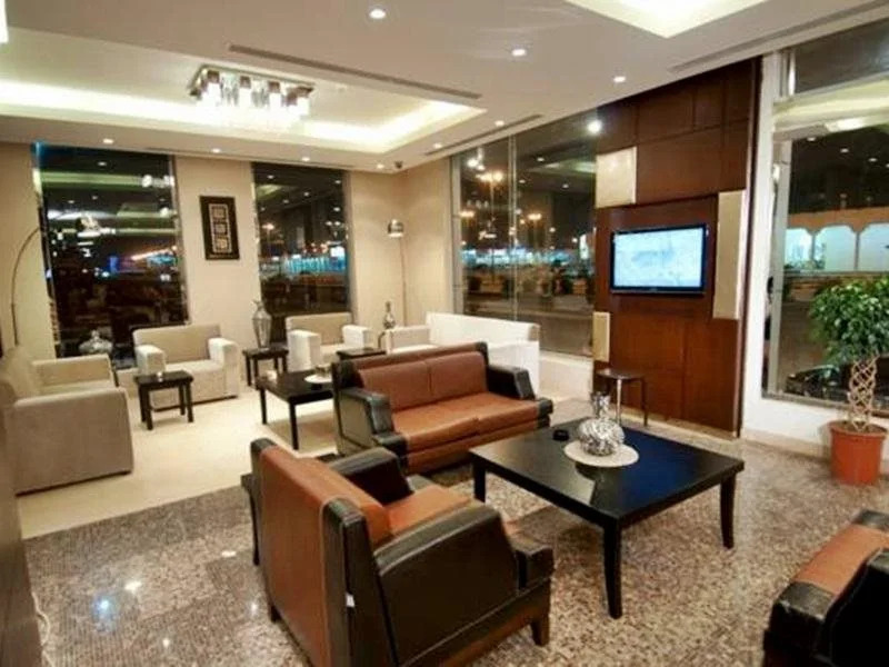 Dior Apartments