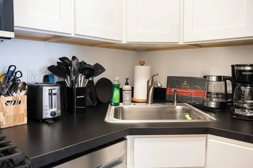 Stylish One Bedroom Apt on UES