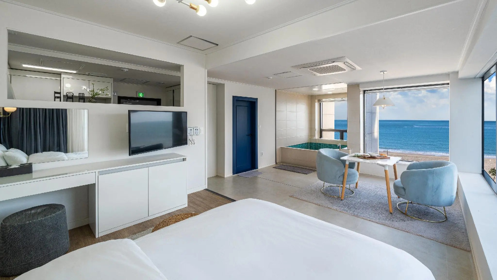 Busan Grey Sands Poolvilla Pension