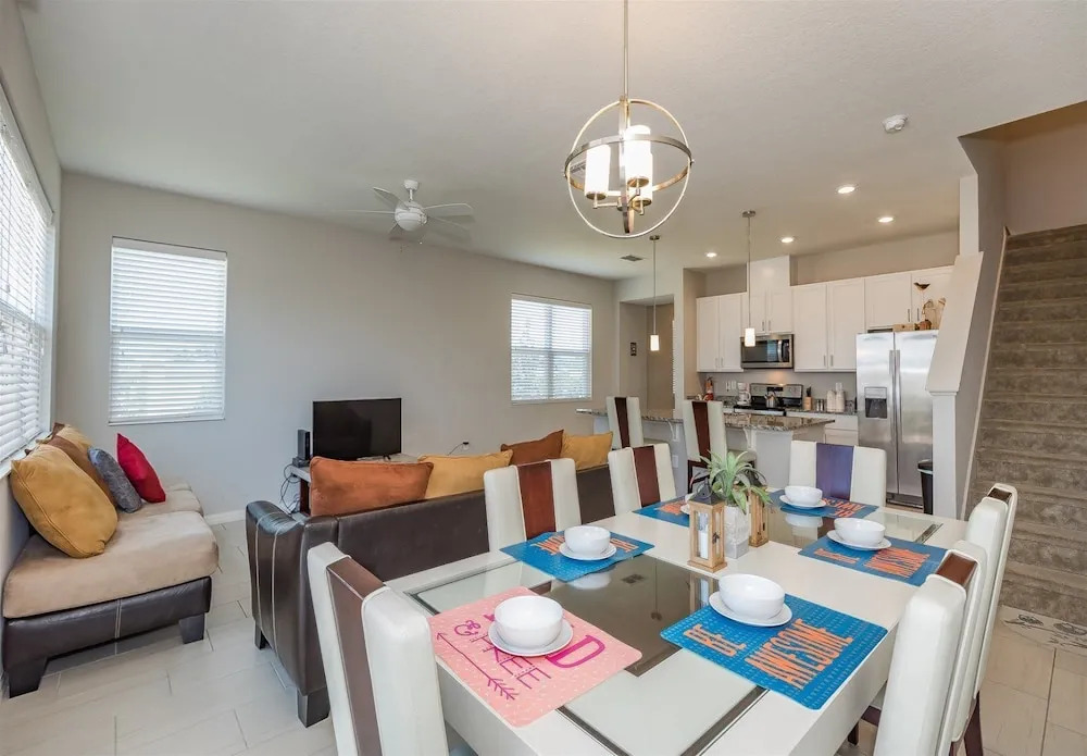 Compass_bay_5141