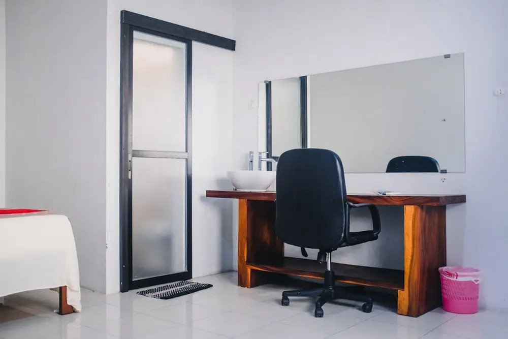 RedDoorz near Exit Toll Sirkuit Sentul