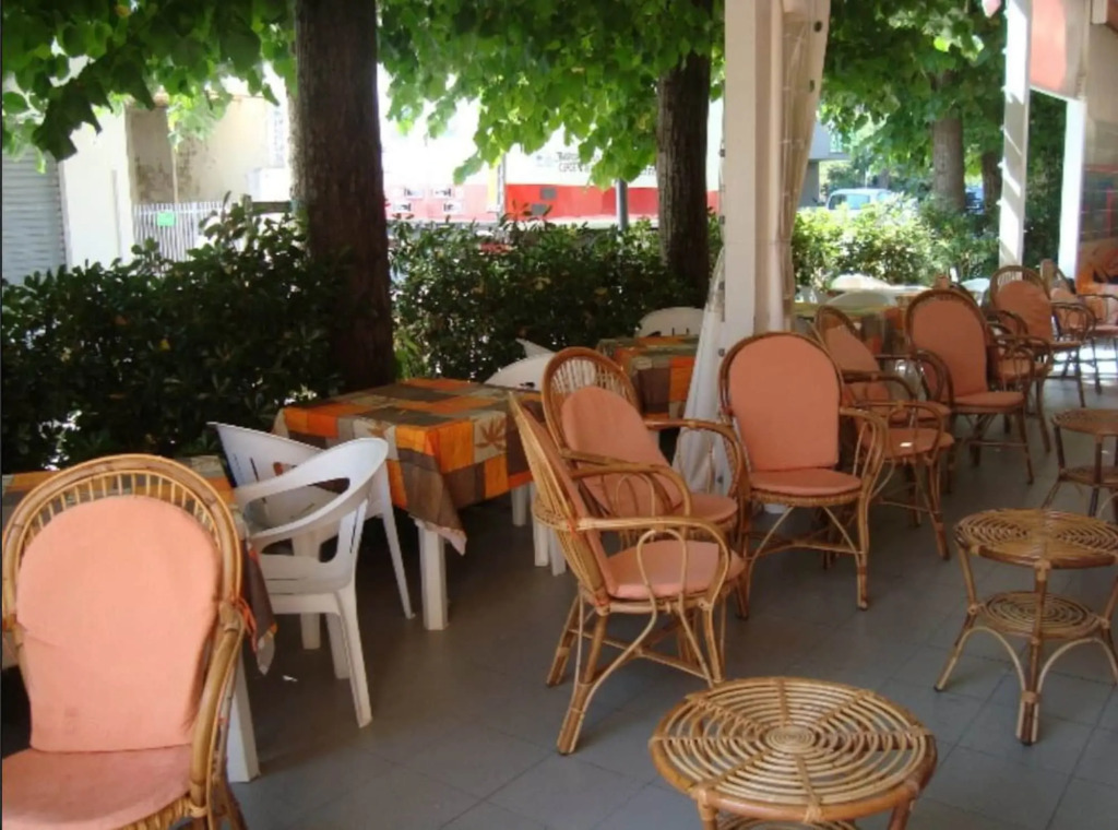 Hotel Canasta