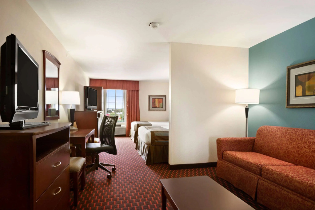 Wingate by Wyndham San Marcos