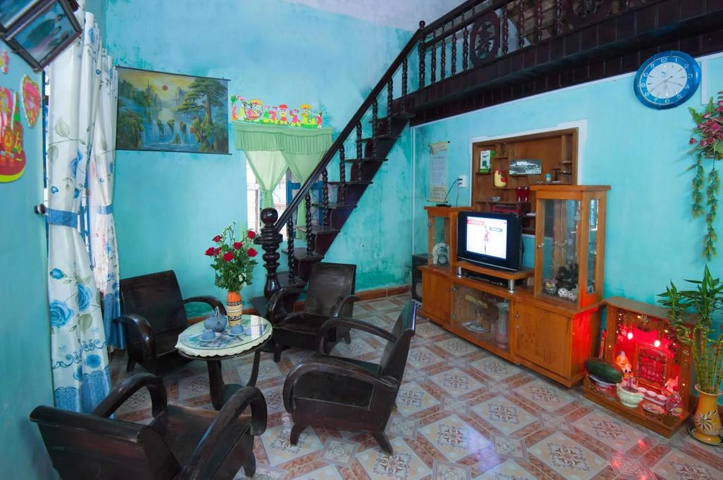 Bougain Villeas Homestay