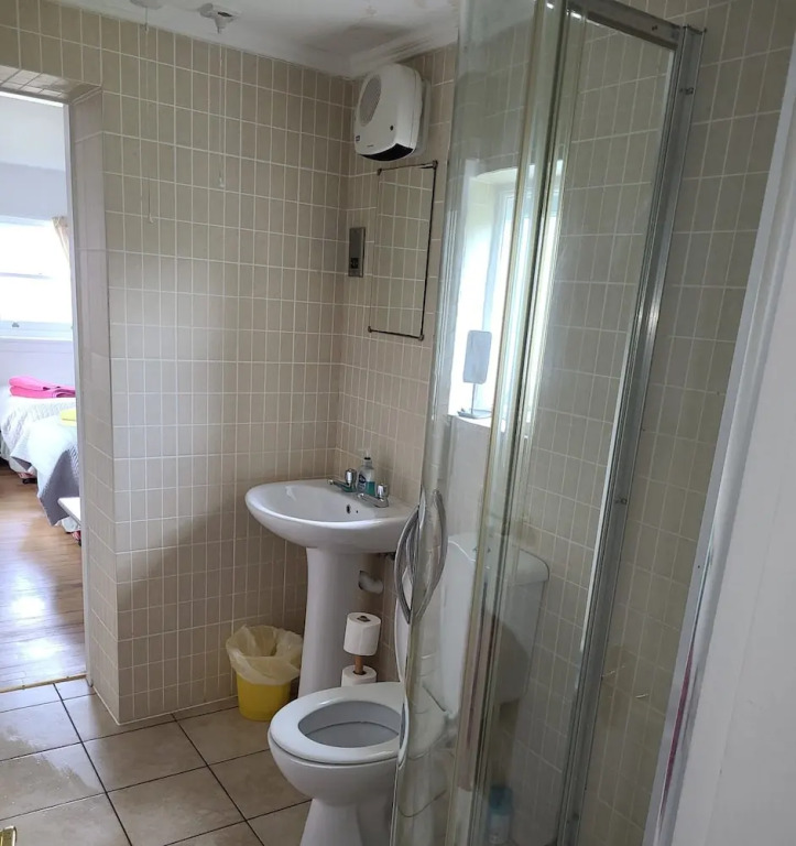 Charming quirky coastal Cottage Port Ellen