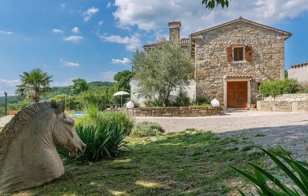 Stunning Home in Podpican With Outdoor Swimming Pool, Wifi and 3 Bedrooms