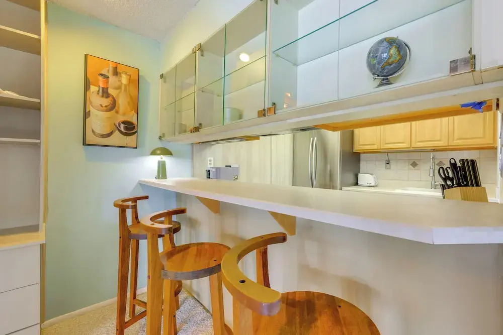 Pool Access & Lanai! Welaka Condo on St Johns