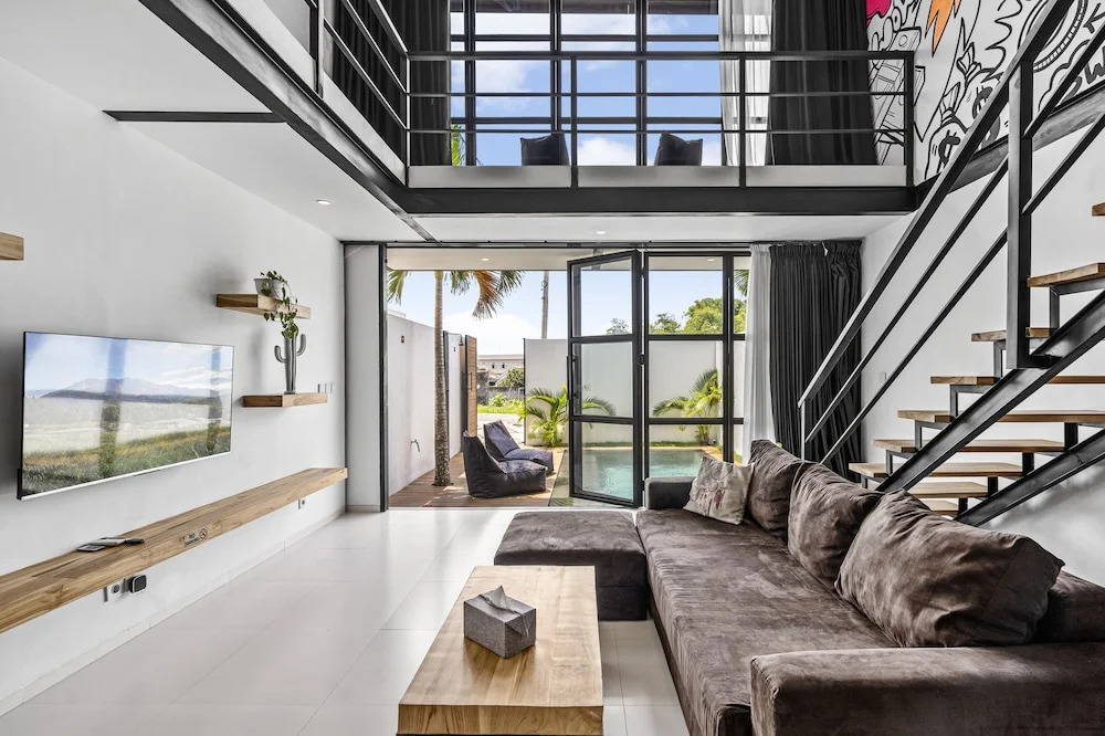 Love is Loft 2 by Betterplace