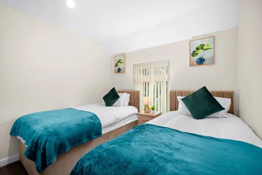 3br-sleeps6-parking-familyfriendly-nearastonvilla