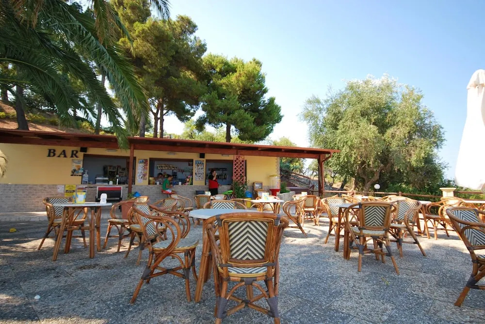 Chalet With 2 Bedrooms in Vieste, With Private Pool and Furnished Terrace Near the Beach