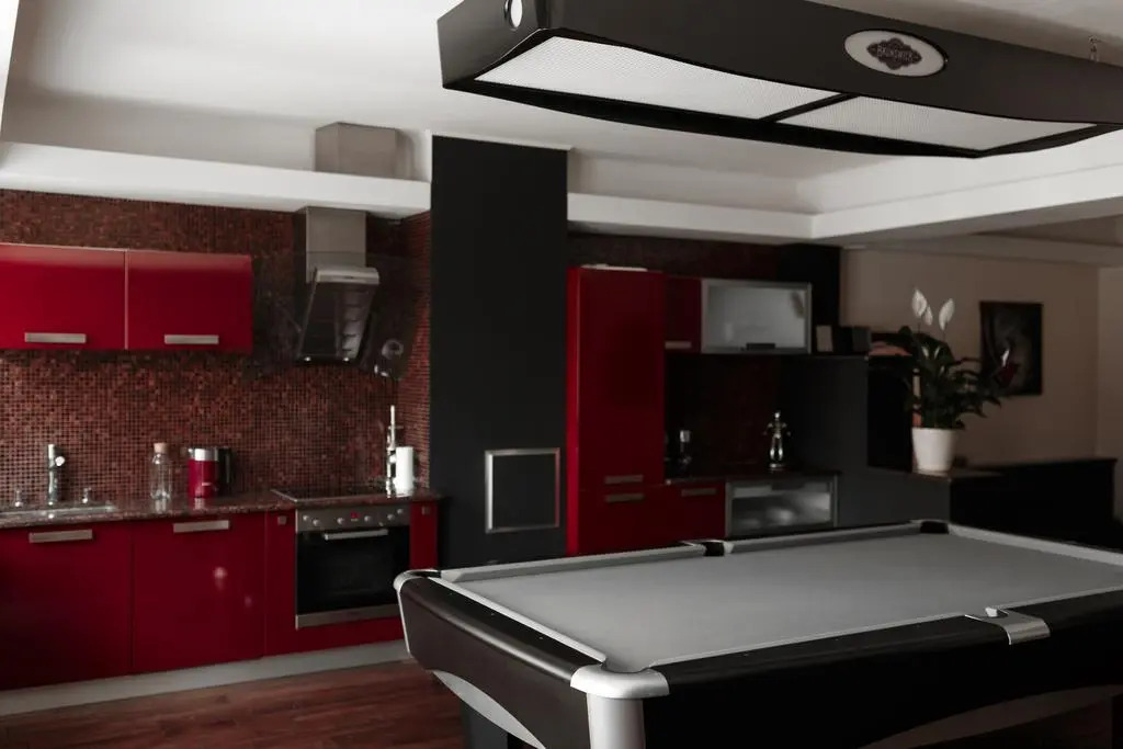 Peter And Paul Apartments