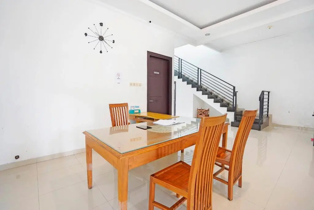 Manyar Residence Syariah By OYO