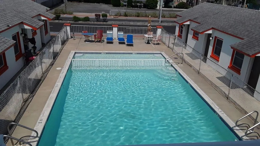 Sunshine Motel