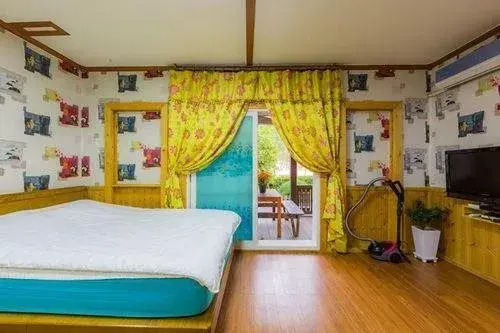 Lodge House Pension