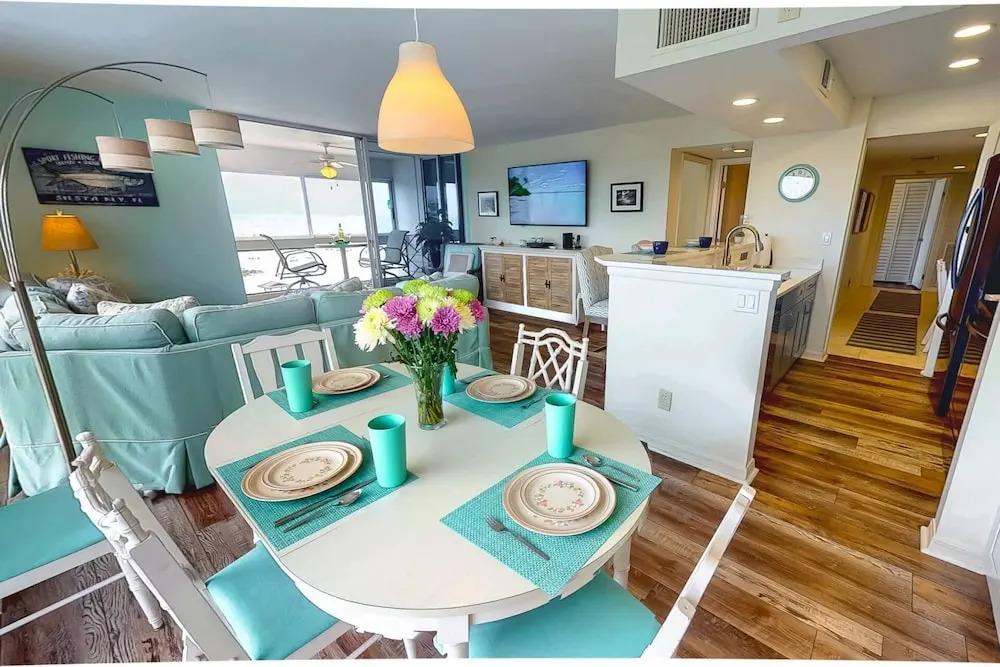 Palm Bay Club 7th-floor Oceanfront Condo on Private Beach