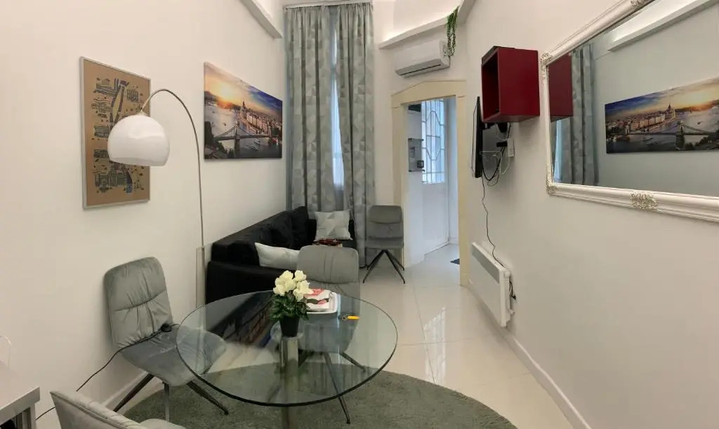 City Corso Apartman