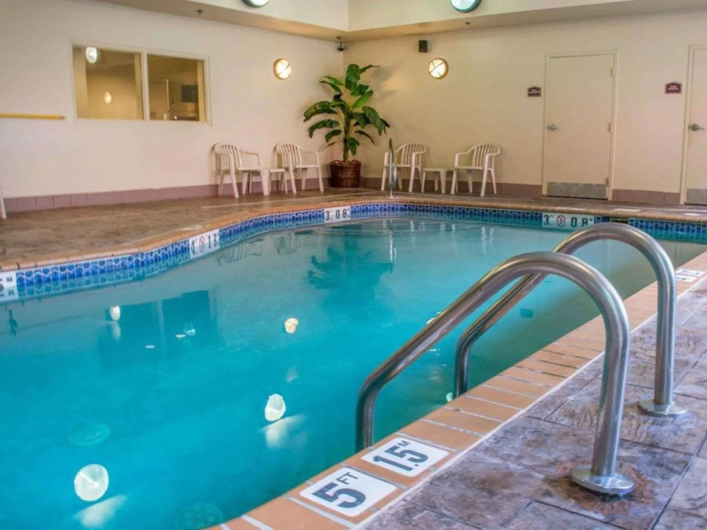 Comfort Suites Huntsville MidCity District at Research Park