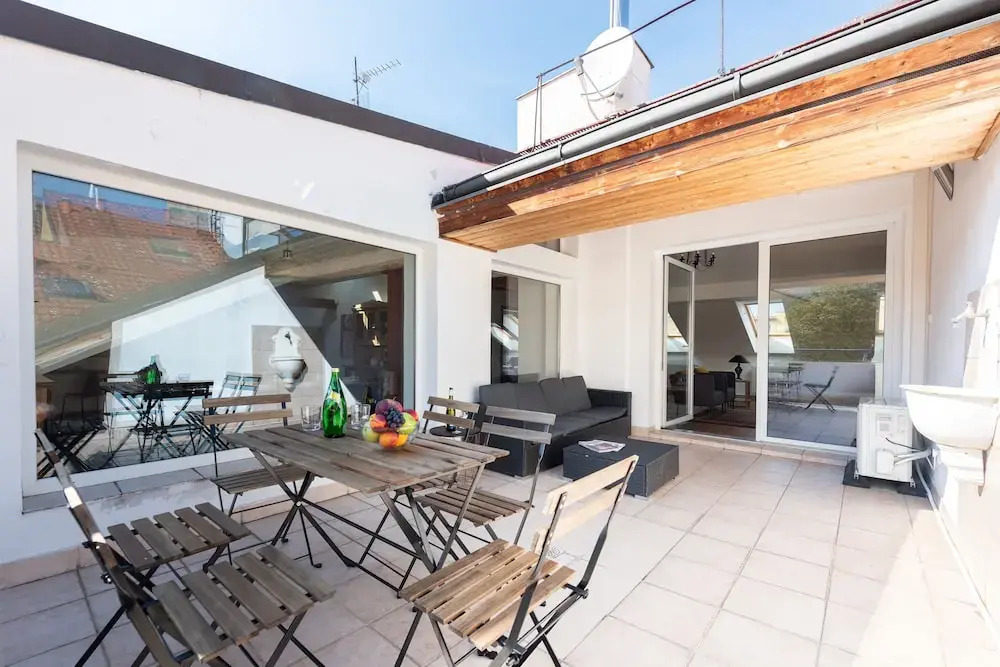 Apartments with Terrace in Prague Center I AC I New Town