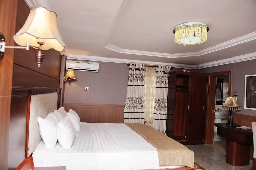 Horizon Hotel
