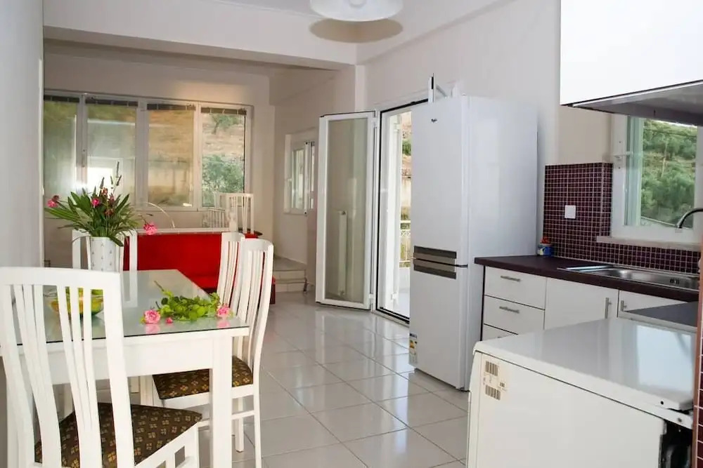 Stylish Flat/ Romantic Sunsets, 300m To The Beach