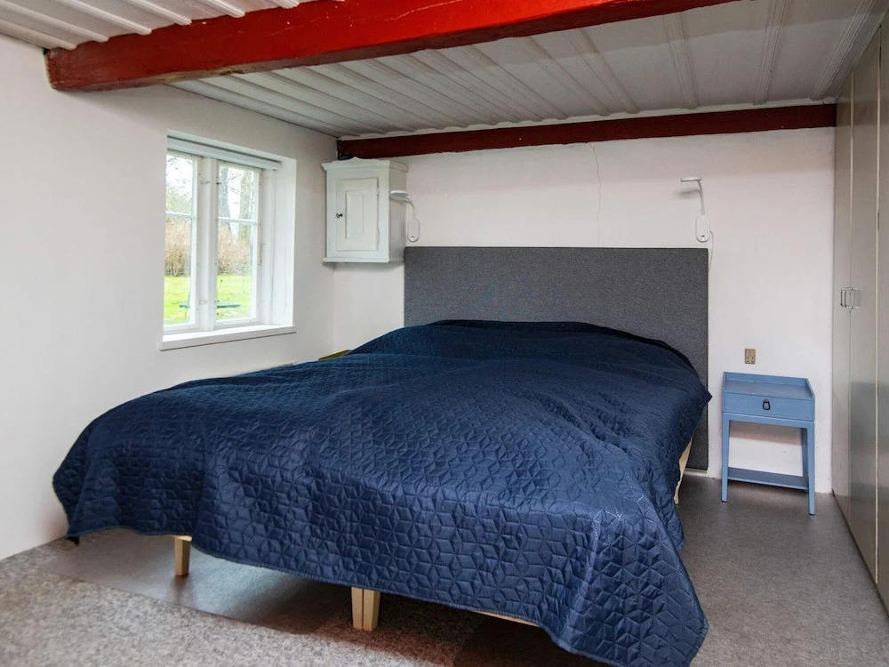 6 Person Holiday Home in Augustenborg