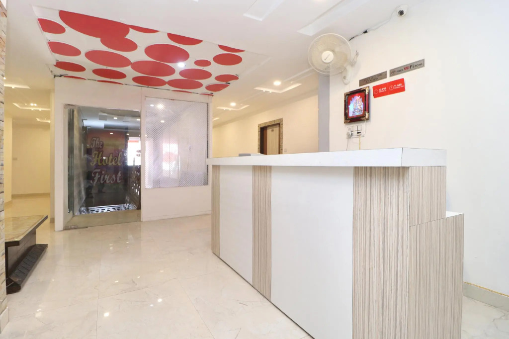 OYO 23460 The First Hotel