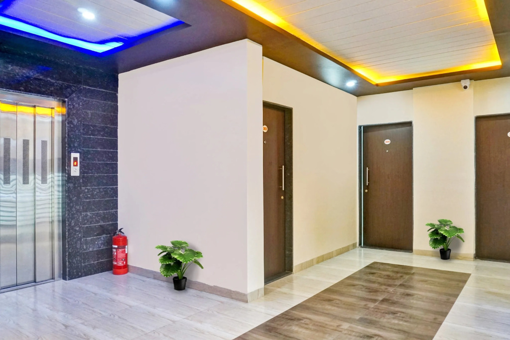 Collection O Eon Inn Near Pune Airport