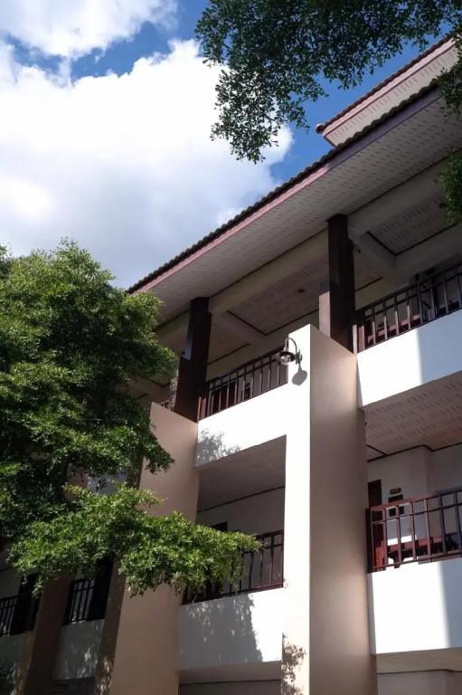 Phanthipha Residence (SHA Extra Plus)