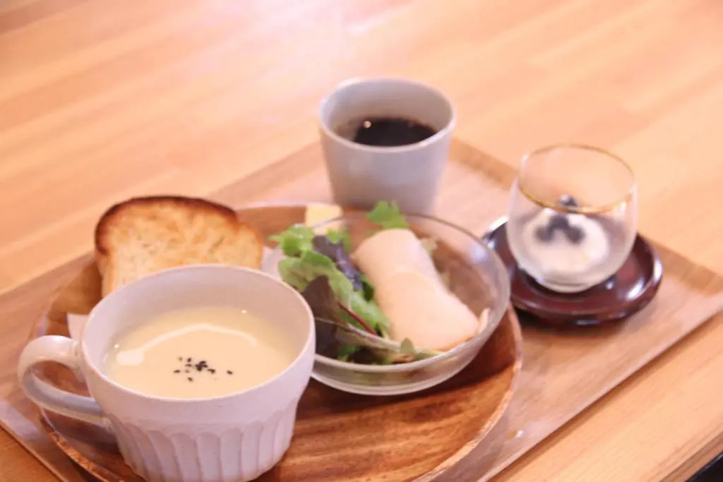 島のいとまに帰る家 梅木屋