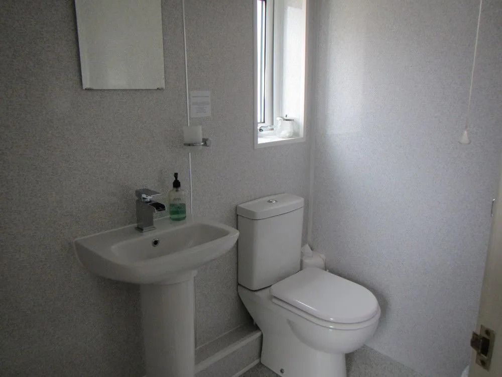 Glascoed Guest House