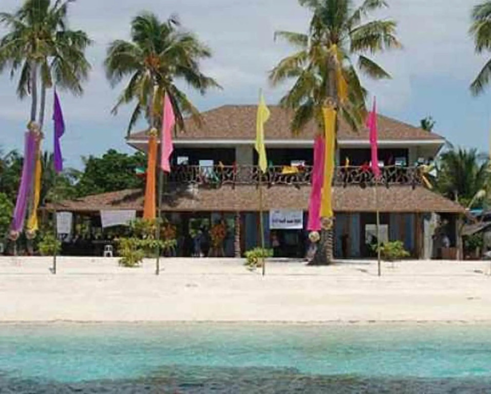 Malapascua Legend Water Sports and Resort