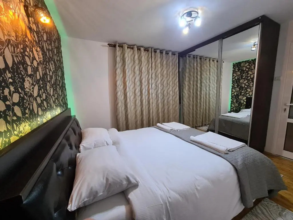 Apartament ultra central 2