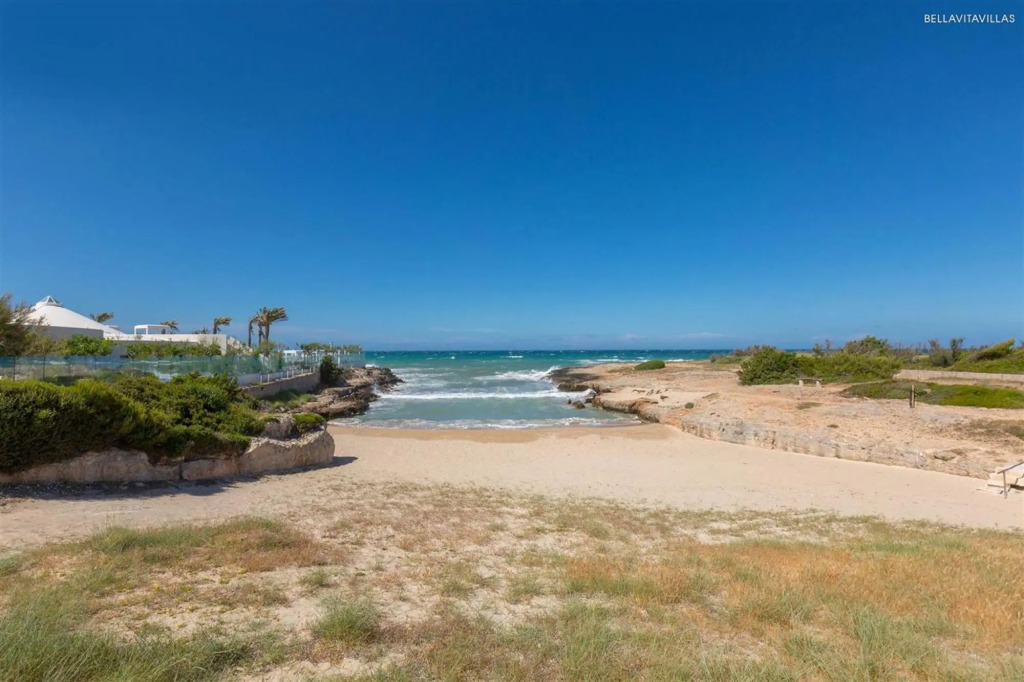 2374 Villa Costa Merlata by Perle di Puglia