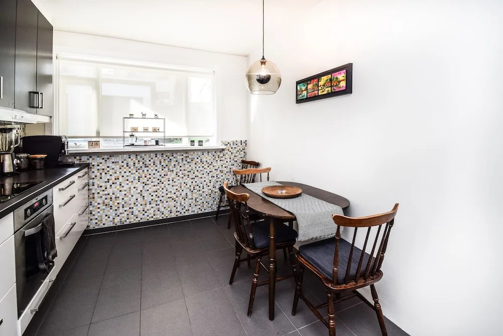 Apartment B48