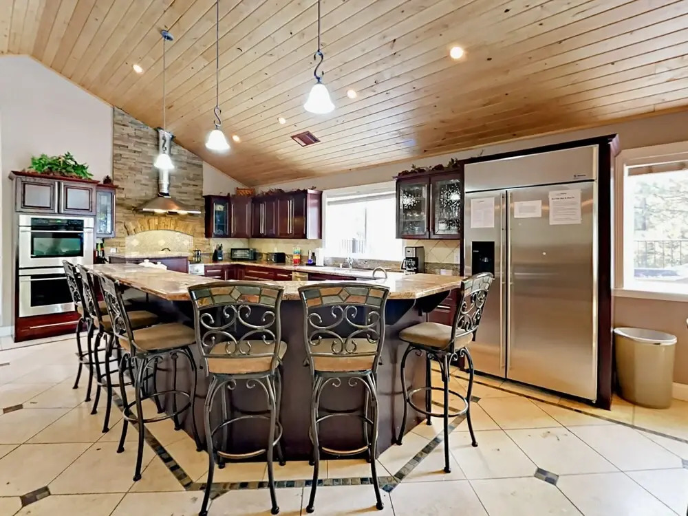 5BR Home w/ Hot Tub & Game Room