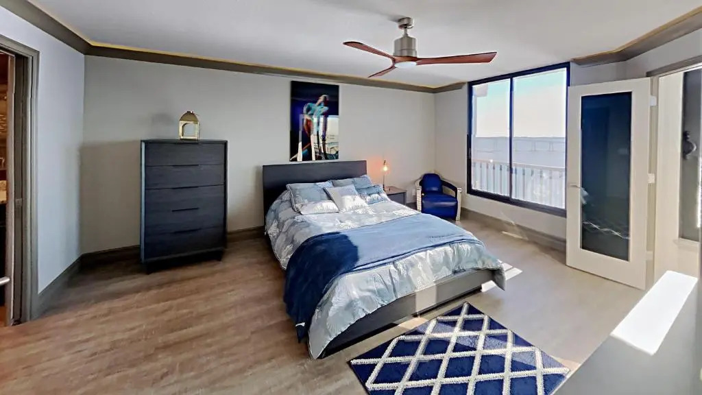 Punta Rassa Unit 906