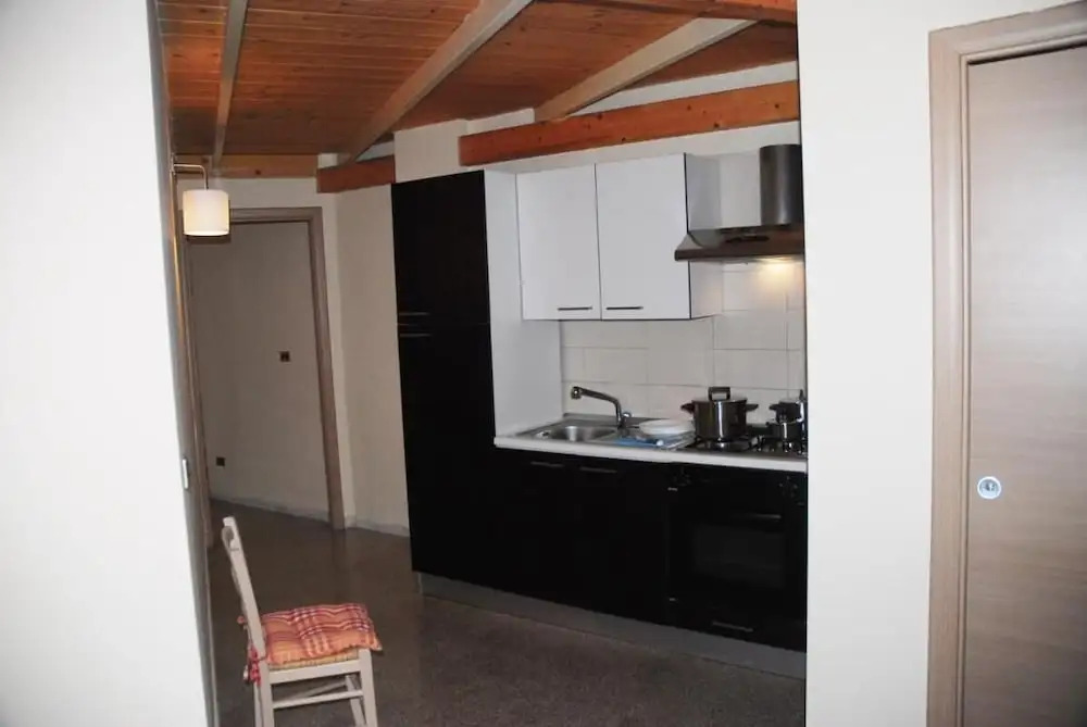 Brezzolina 2 Bedroom Apartment With Parking