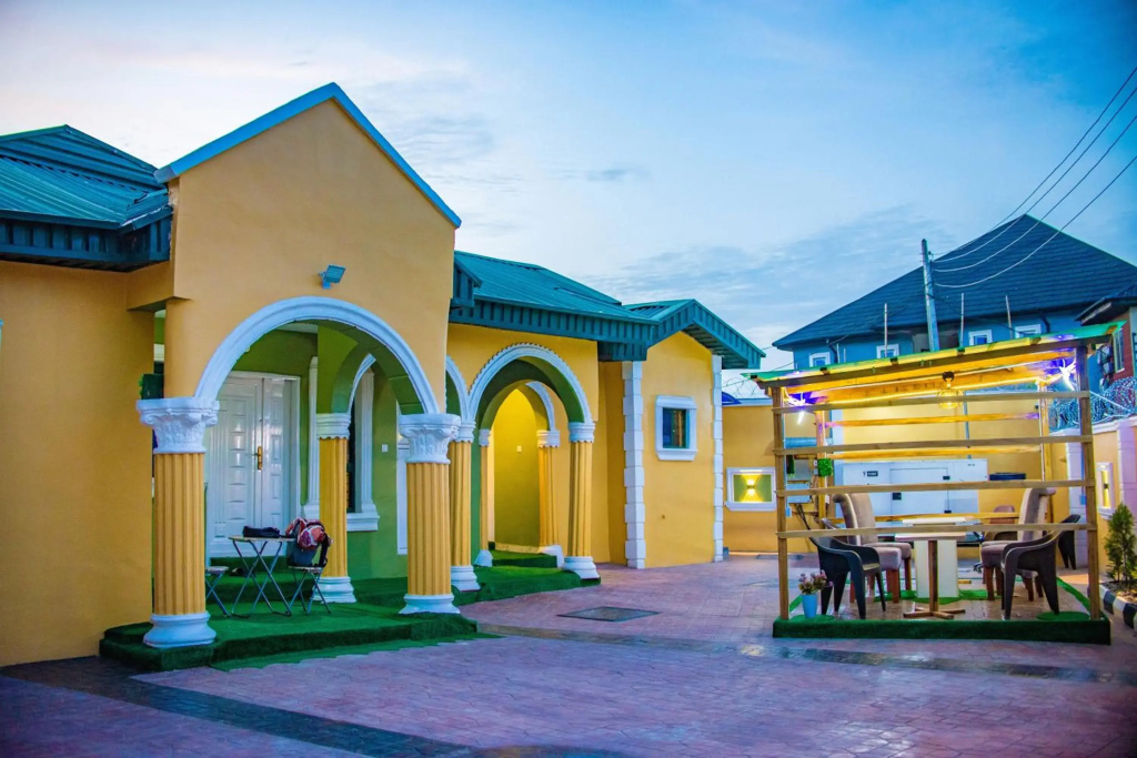 Awesome 1-Bed Apartment With FREE WIFI and 24hrs Power Supply