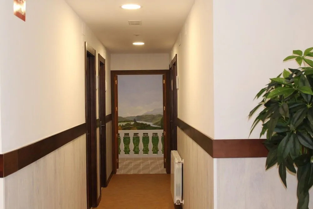 Hostal y Apartamento Rural Los Naranjos