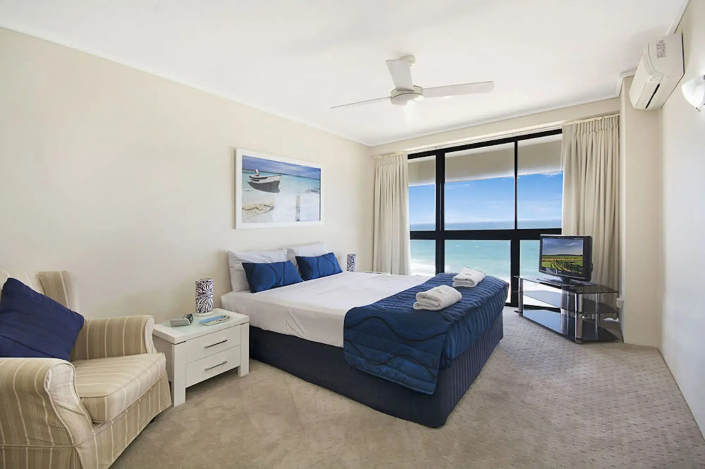 Clubb Coolum Beach Resort Sunshine Coast