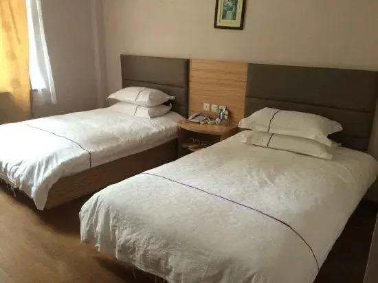 Ningbo Mayflower Hotel