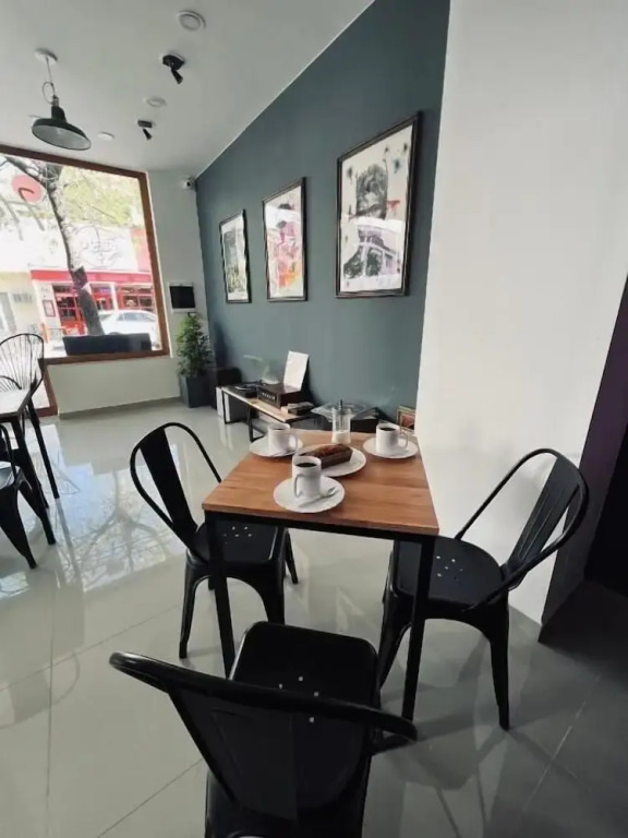 Black Star Art Hostel