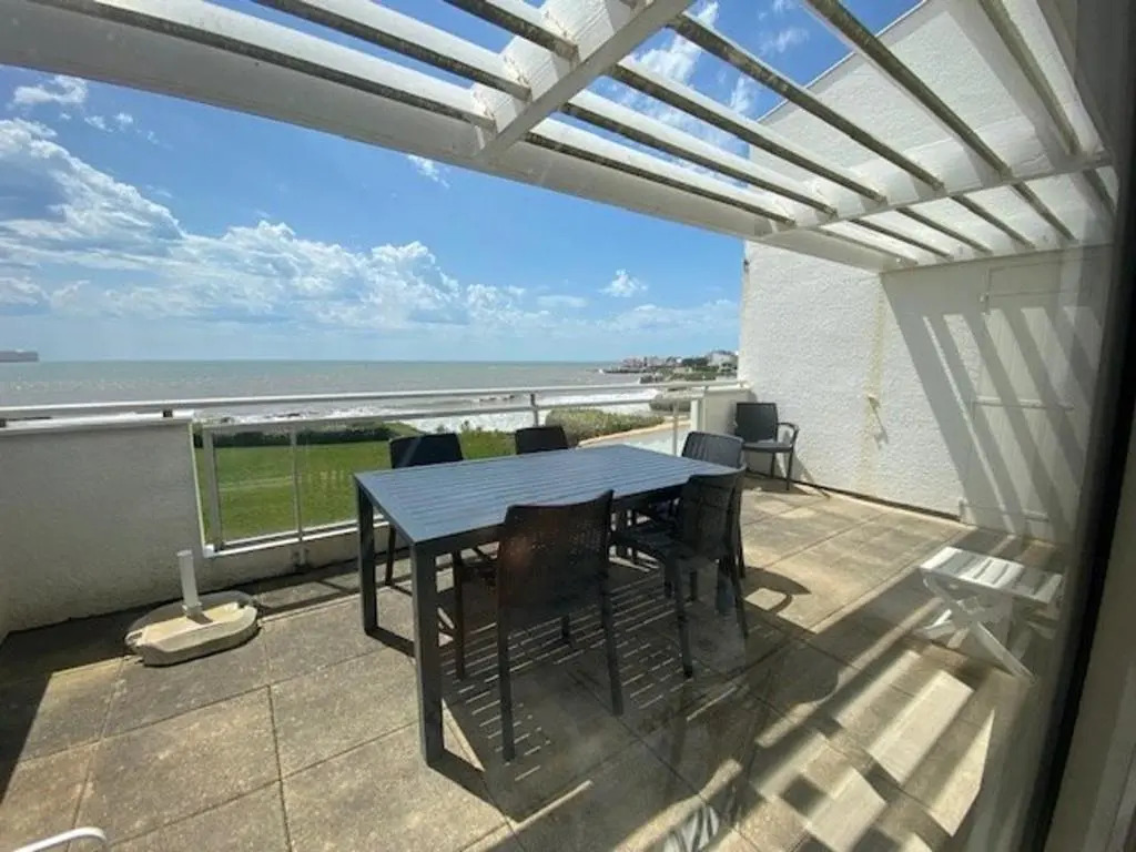 Appartement Royan, 2 pièces, 4 personnes - FR-1-494-65