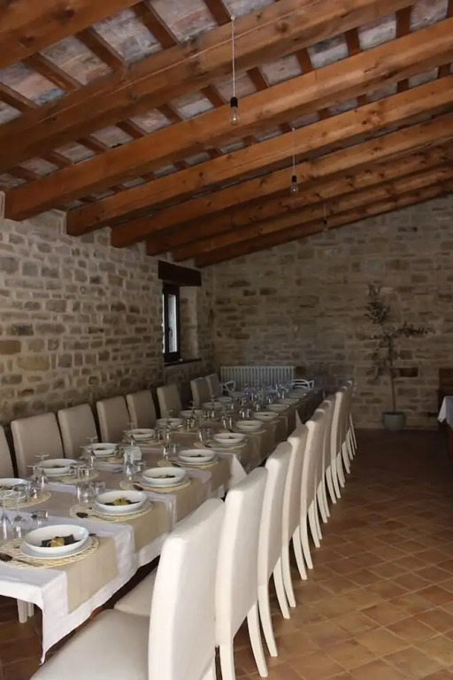 Amico Country House
