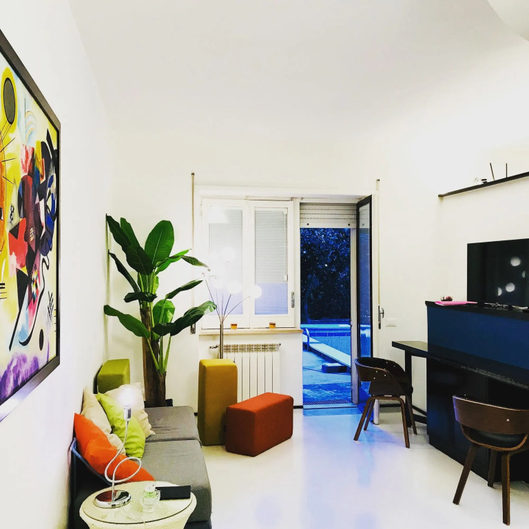 The Pool House Suite