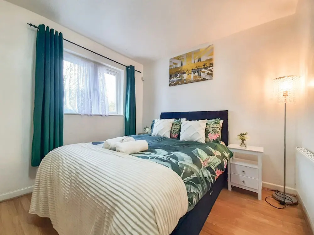 I Luv London Too! 1bed Stunnin Home Sleeps 3!