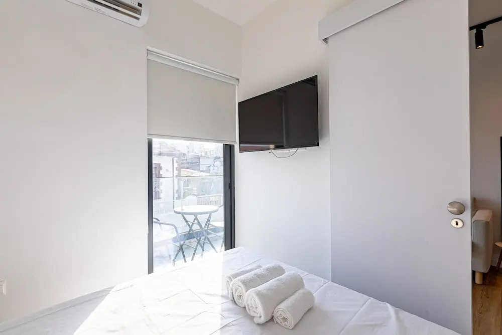 Yamas Urban Living Platinum Key