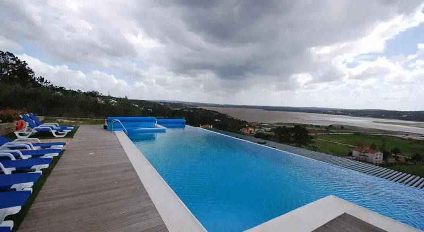 Unique Lake House In Silver Coast