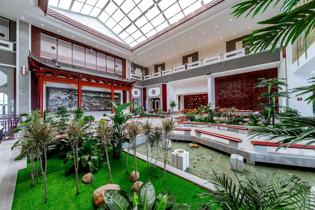 YUN-ZEN Jinling Acrobatics Hotel