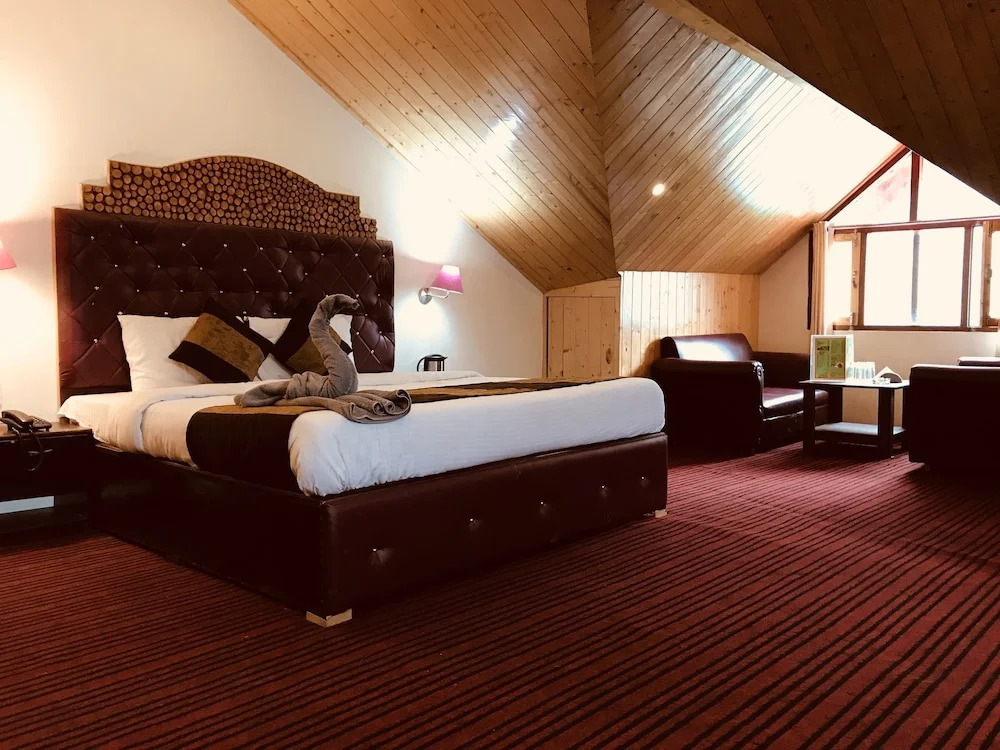 Hotel The Hadimba Palace, Manali
